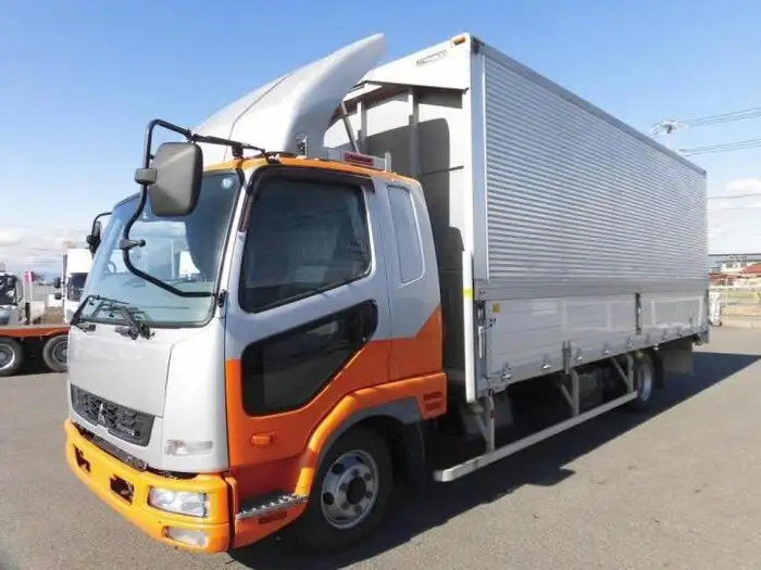 三菱 ファイター 中型/増トン ウイング エアサス ベッド の中古トラック【車両No.160431】