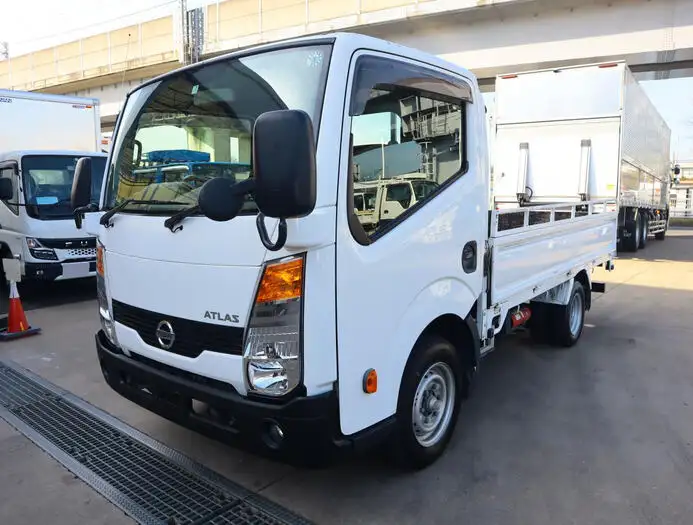 日産 アトラス 小型 平ボディ 床鉄板 TKG-SZ2F24 の中古トラック【車両No.160596】