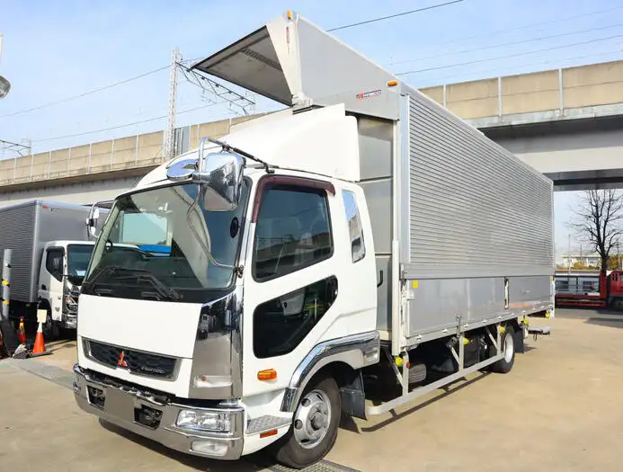 三菱 ファイター 中型/増トン ウイング パワーゲート ベッド の中古トラック【車両No.160590】