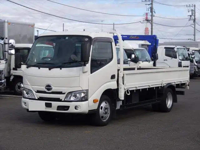 日野 デュトロ 小型 平ボディ 2RG-XZU655M R4 の中古トラック【車両No.160670】