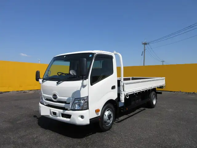 日野 デュトロ 小型 平ボディ 2KG-XZU720M R5 の中古トラック【車両No.161014】