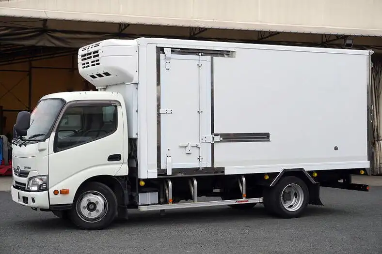 日野 デュトロ 小型 冷凍冷蔵 低温 床ステン の中古トラック【車両No.161069】