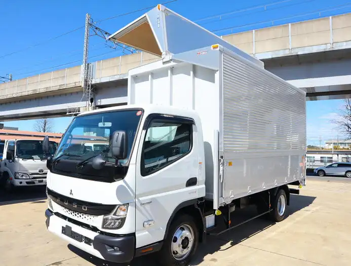 三菱 キャンター 小型 ウイング 2RG-FEB80 R5 の中古トラック【車両No.160897】