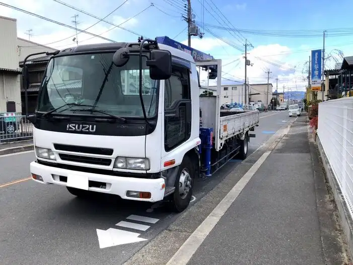 いすゞ フォワード 中型/増トン 車両重機運搬 4段クレーン ラジコン の中古トラック【車両No.161270】