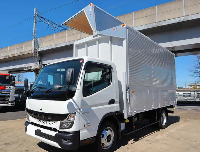 三菱 キャンター 小型 ウイング 2RG-FEB80 R5 の中古トラック【車両No.161699】