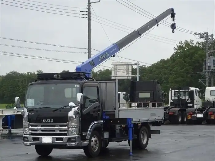いすゞ エルフ 小型 クレーン付 アルミブロック 4段 の中古トラック【車両No.162280】