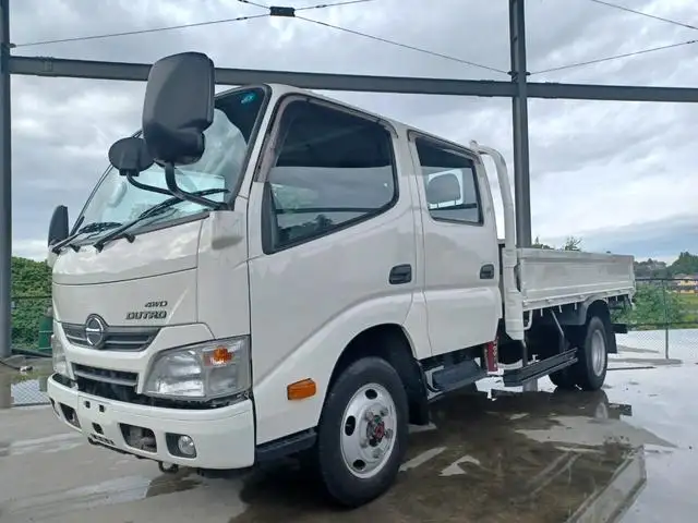 日野 デュトロ 小型 平ボディ Wキャブ  の中古トラック【車両No.162888】