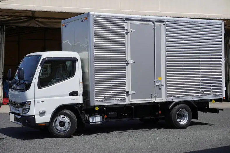 三菱 キャンター 小型 アルミバン サイドドア 2RG-FEA20 の中古トラック【車両No.163061】