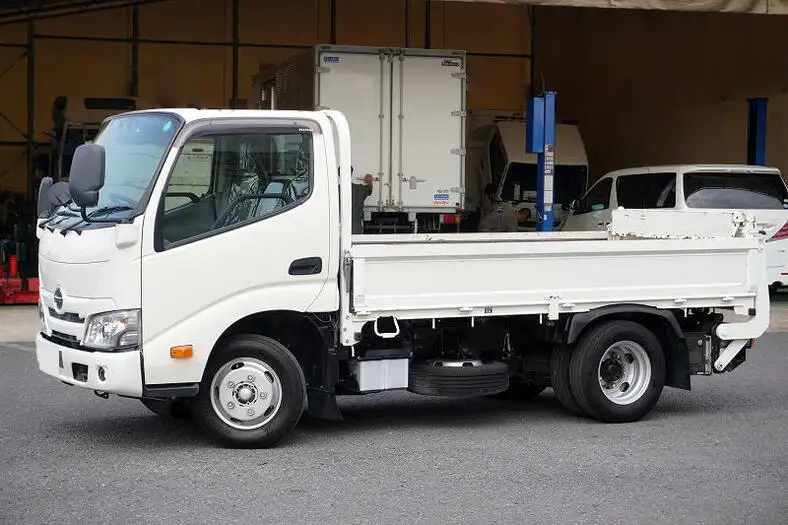 日野 デュトロ 小型 平ボディ パワーゲート 床鉄板 の中古トラック【車両No.163063】
