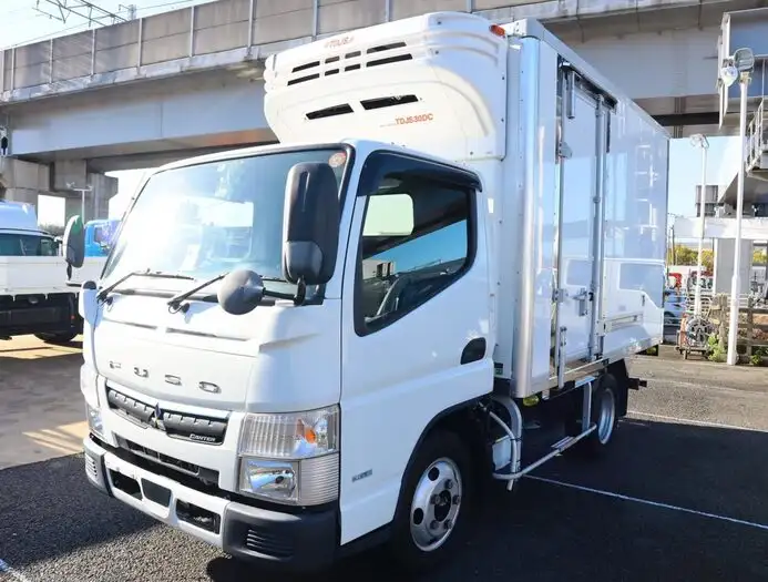 三菱 キャンター 小型 冷凍冷蔵 低温 床アルミ の中古トラック【車両No.163386】