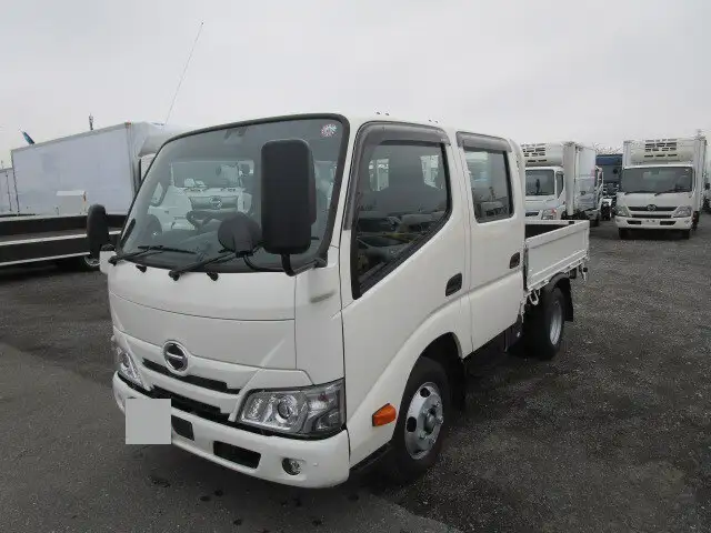 日野 デュトロ 小型 平ボディ Wキャブ 2RG-XZU605M の中古トラック【車両No.163683】