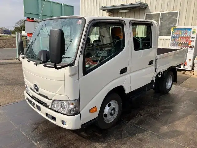 日野 デュトロ 小型 平ボディ Wキャブ 2RG-XZU605M の中古トラック【車両No.163731】