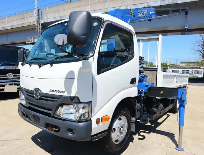 日野 デュトロ 小型 クレーン付 4段 ラジコン の中古トラック【車両No.163691】