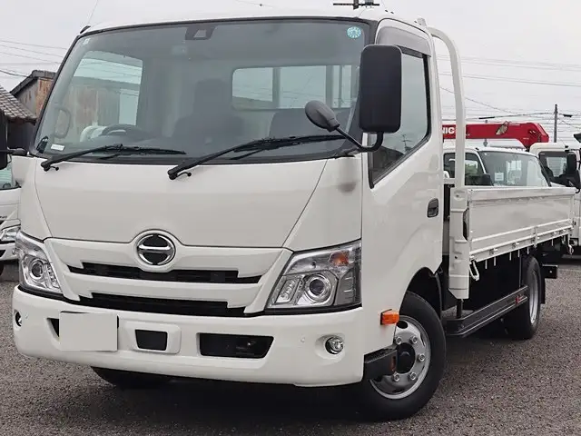 日野 デュトロ 小型 平ボディ 2RG-XZU712M R5 の中古トラック【車両No.163979】
