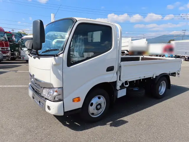 日野 デュトロ 小型 平ボディ 2RG-XZU605M R5 の中古トラック【車両No.154131】