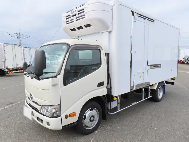 日野 デュトロ 小型 冷凍冷蔵 低温 キーストン の中古トラック【車両No.160795】