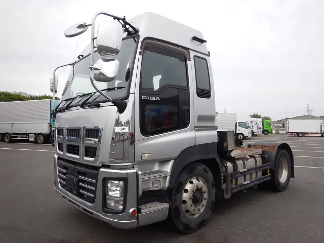 いすゞ ギガ 大型 トラクター ハイルーフ 1デフ の中古トラック【車両No.163944】