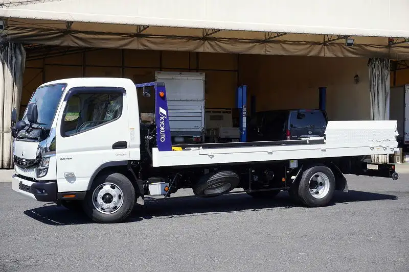 三菱 キャンター 小型 車両重機運搬 ラジコン ウインチ の中古トラック【車両No.164632】