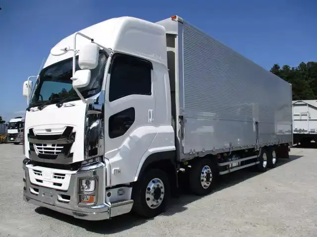 いすゞ ギガ 大型 ウイング ハイルーフ ベッド の中古トラック【車両No.164800】