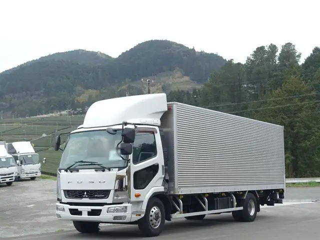 三菱 ファイター 中型/増トン アルミバン パワーゲート 床鉄板 の中古トラック【車両No.164861】