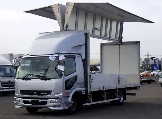 三菱 ファイター 中型/増トン ウイング ベッド TKG-FK61F の中古トラック【車両No.165057】