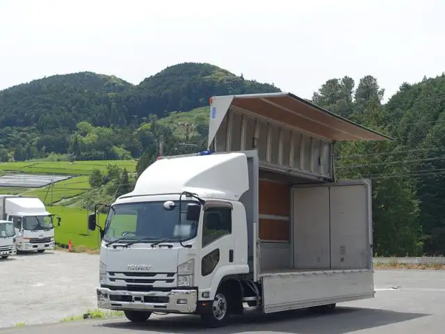 いすゞ フォワード 中型/増トン ウイング ベッド TKG-FRR90S2 の中古トラック【車両No.165458】