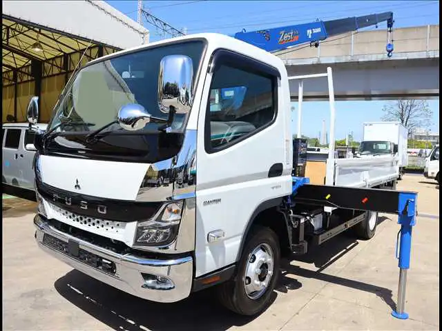 三菱 キャンター 小型 クレーン付 4段 ラジコン の中古トラック【車両No.165525】