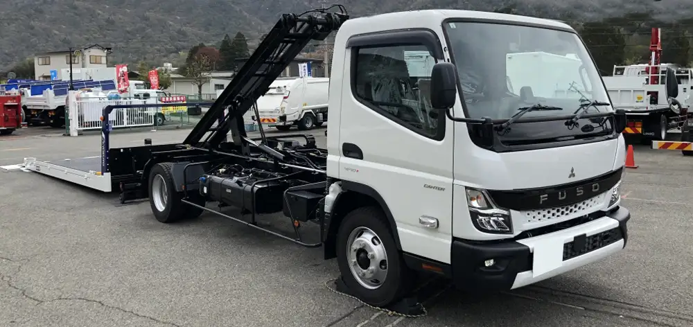 三菱 キャンター 小型 車両重機運搬 ラジコン ウインチ の中古トラック【車両No.165724】