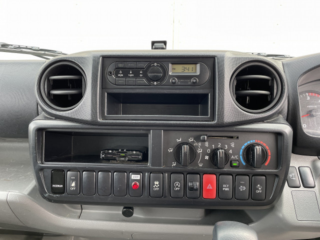 トヨタ トヨエース 小型 アルミバン サイドドア TPG-XZC605｜画像15