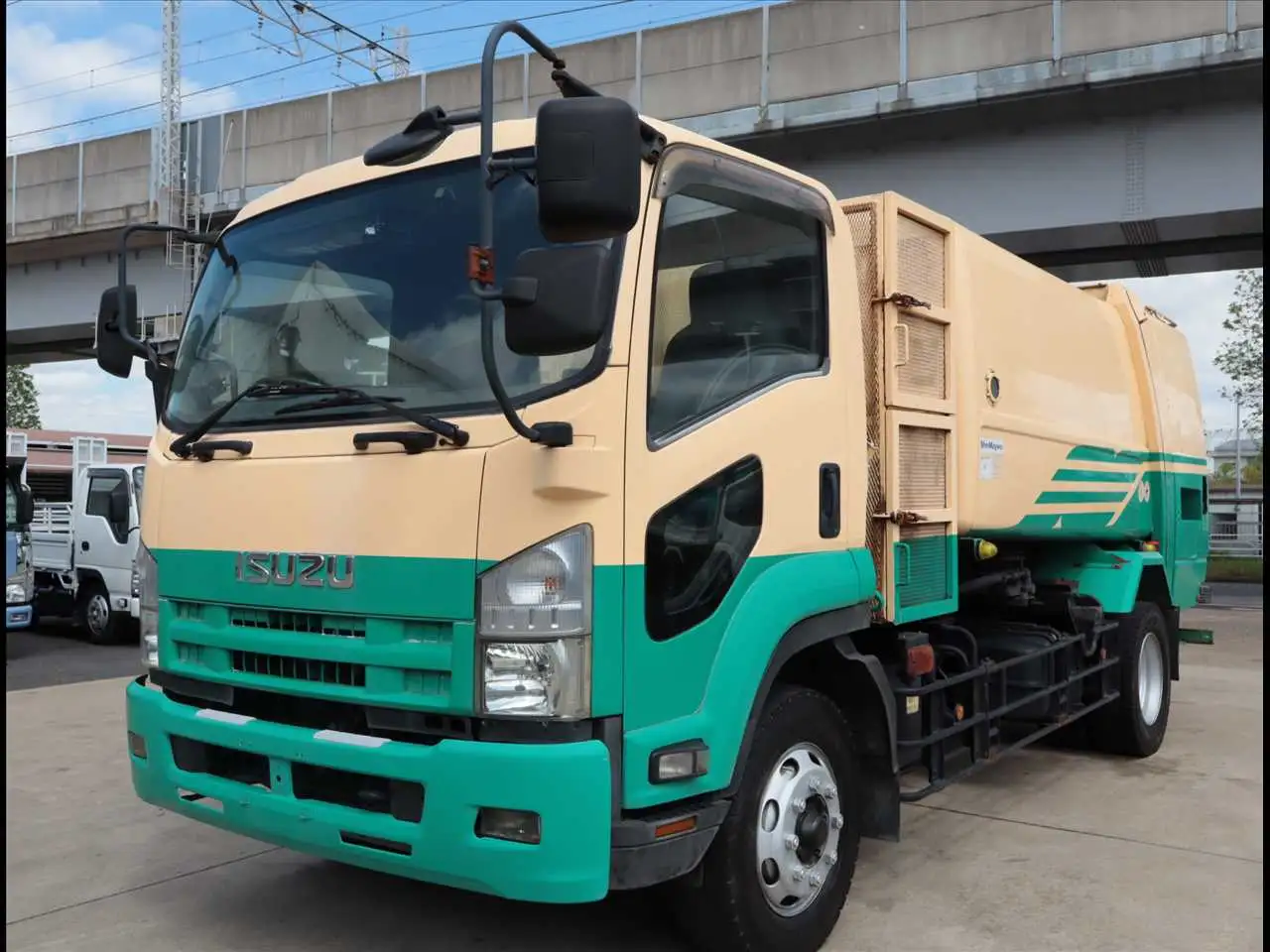 いすゞ フォワード 中型/増トン パッカー車 巻き込み式 PDG-FTR34S2 の中古トラック【車両No.165684】