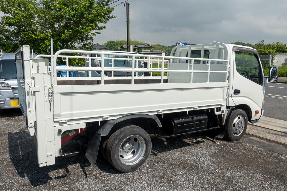 日野 デュトロ 小型 平ボディ パワーゲート 床鉄板｜画像4