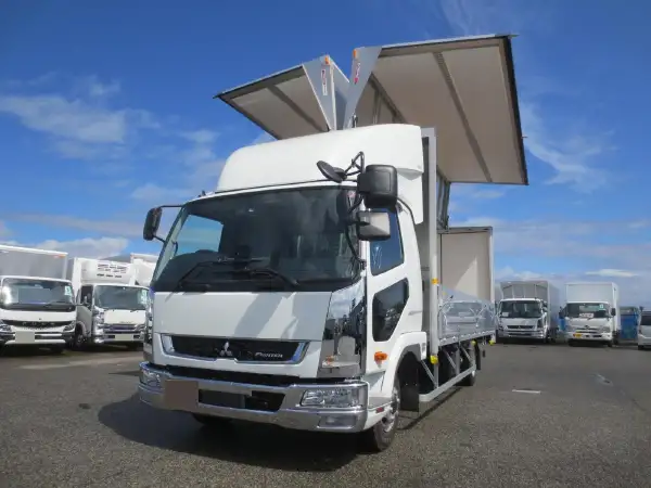 三菱 ファイター 中型/増トン ウイング エアサス ベッド の中古トラック【車両No.165970】