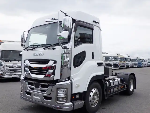 いすゞ ギガ 大型 トラクター ハイルーフ 1デフ の中古トラック【車両No.166432】