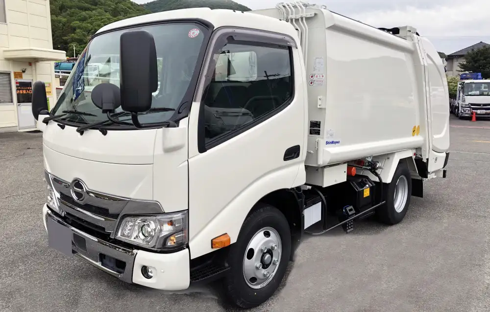 日野 デュトロ 小型 パッカー車 プレス式 2RG-XZU605X の中古トラック【車両No.166827】