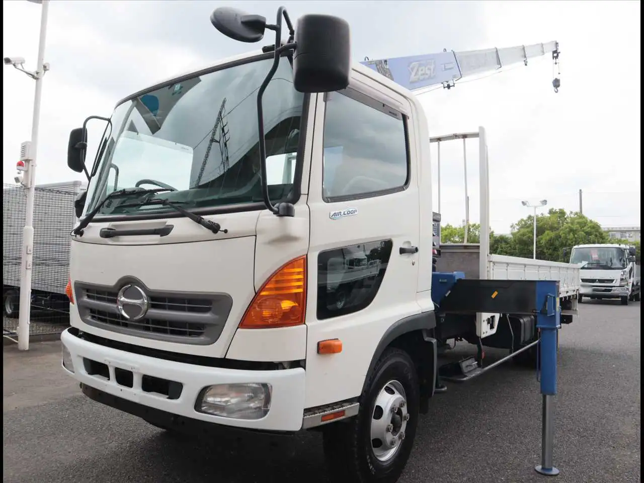 日野 レンジャー 中型/増トン クレーン付 5段 ラジコン の中古トラック【車両No.166955】
