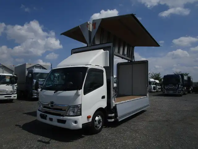 日野 デュトロ 小型 ウイング 2RG-XZU712M R4 の中古トラック【車両No.167351】