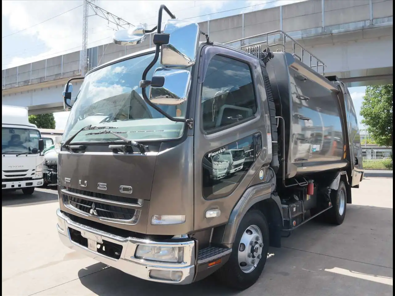 三菱 ファイター 中型/増トン パッカー車 プレス式 PDG-FK71R の中古トラック【車両No.167722】