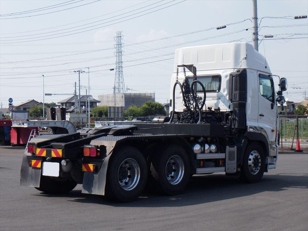 日野 プロフィア 大型 トラクター ハイルーフ 2デフ｜画像3