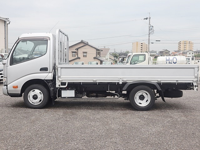 トヨタ トヨエース 小型 平ボディ TPG-XZU645 H30｜画像6