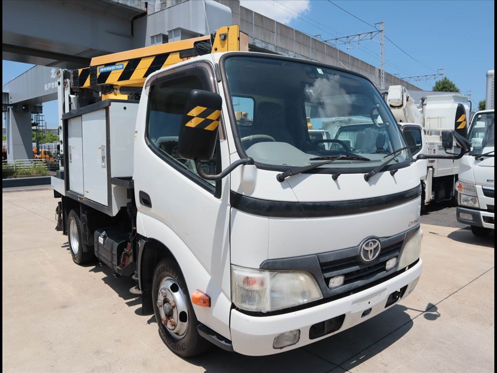 トヨタ ダイナ 小型 高所・建柱車 高所作業車 電工仕様｜画像2