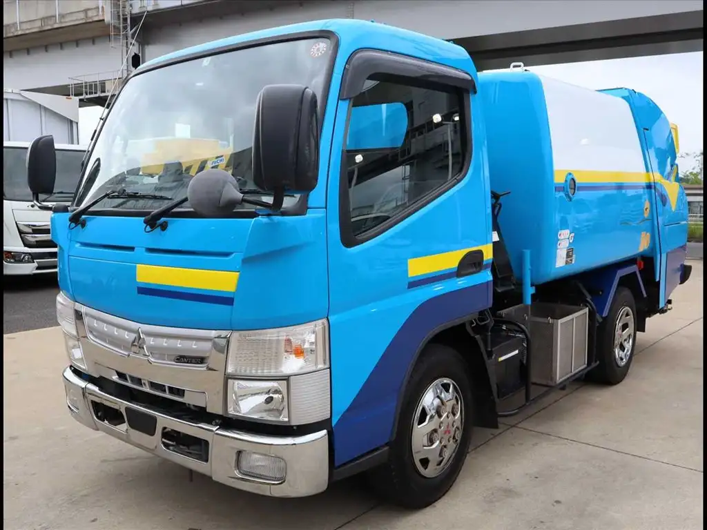 三菱 キャンター 小型 パッカー車 巻き込み式 回転ダンプ式 の中古トラック【車両No.167961】