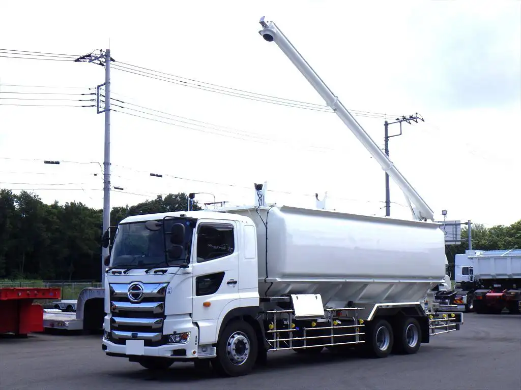日野 プロフィア 大型 タンク車 バルク 2DG-FQ1AJG の中古トラック【車両No.168434】