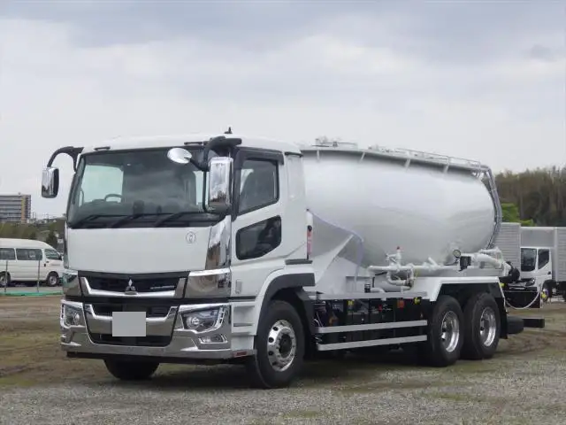 三菱 スーパーグレート 大型 タンク車 バルク 2PG-FU74GY の中古トラック【車両No.168441】