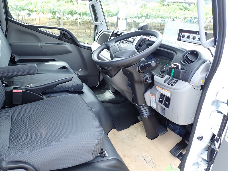 三菱 キャンター 小型 パッカー車(塵芥車) プレス式 2RG-FEAV0｜画像12