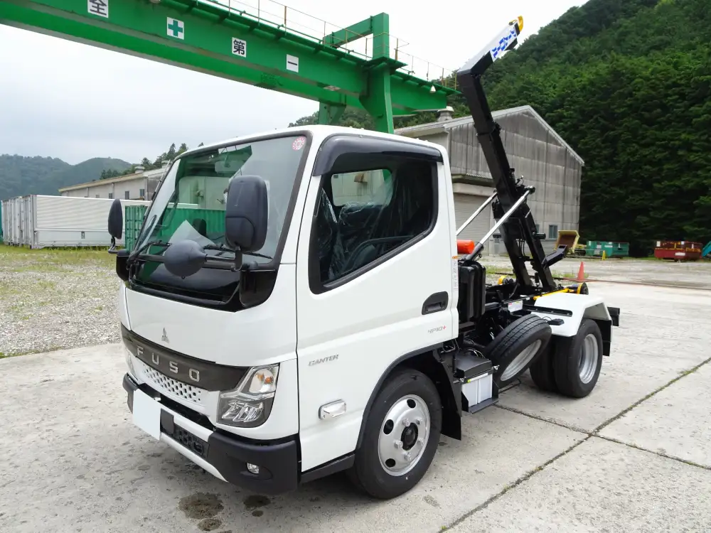 三菱 キャンター 小型 アームロール ツインホイスト 2RG-FBAV0 の中古トラック【車両No.168598】