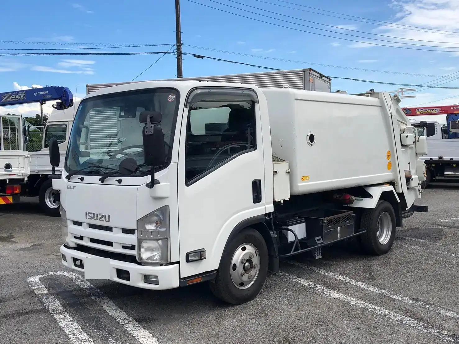 いすゞ エルフ 小型 パッカー車 巻き込み式 回転ダンプ式 の中古トラック【車両No.168472】