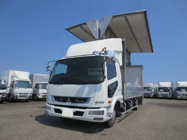 三菱 ファイター 中型/増トン ウイング エアサス ベッド の中古トラック【車両No.168637】