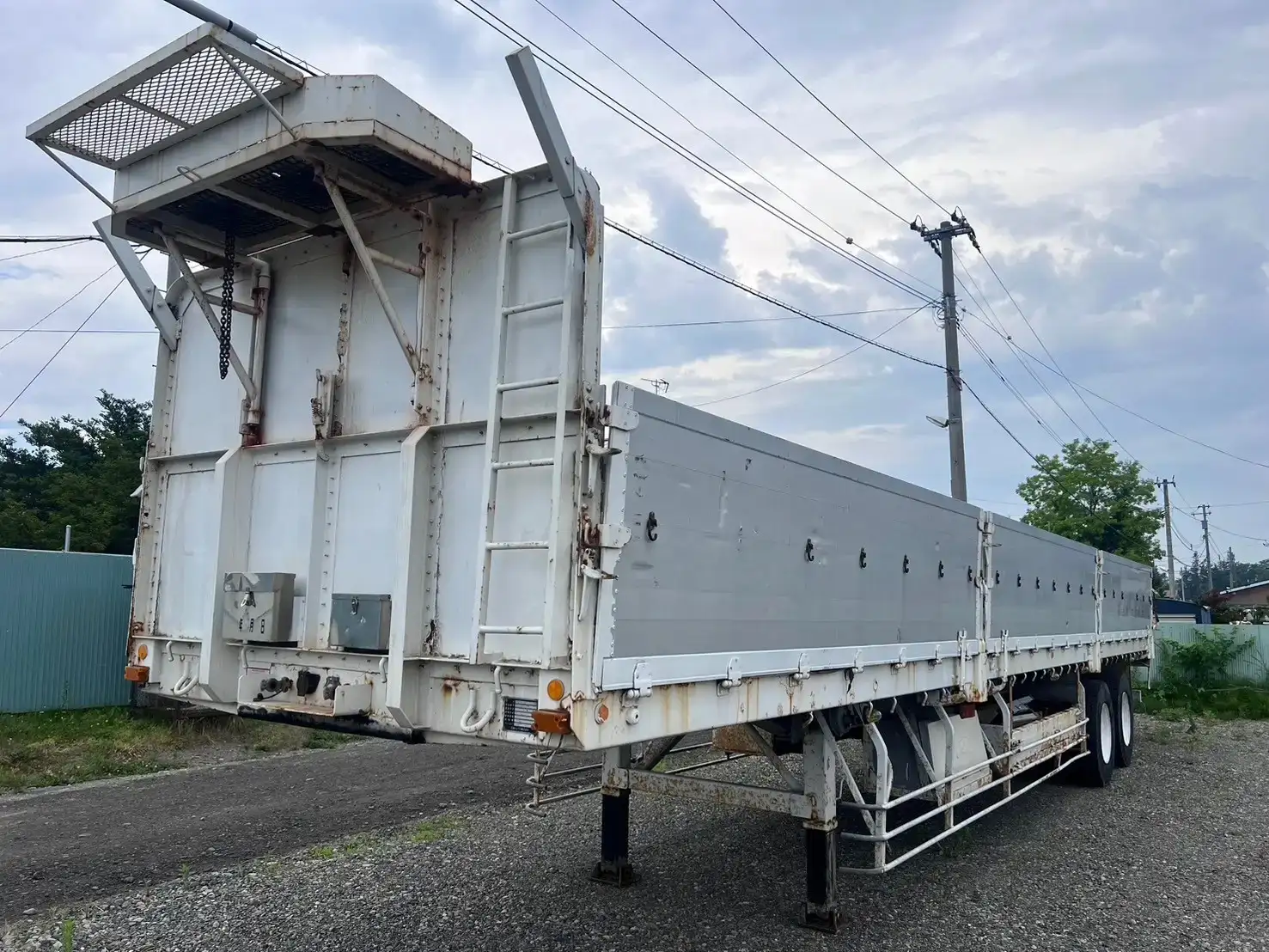 国内・その他 国産車その他 トレーラー/その他 トレーラー 2軸 エアサス の中古トラック【車両No.168757】