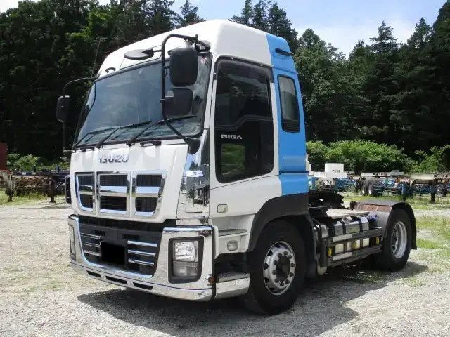 いすゞ ギガ 大型 トラクター ハイルーフ 1デフ の中古トラック【車両No.168745】