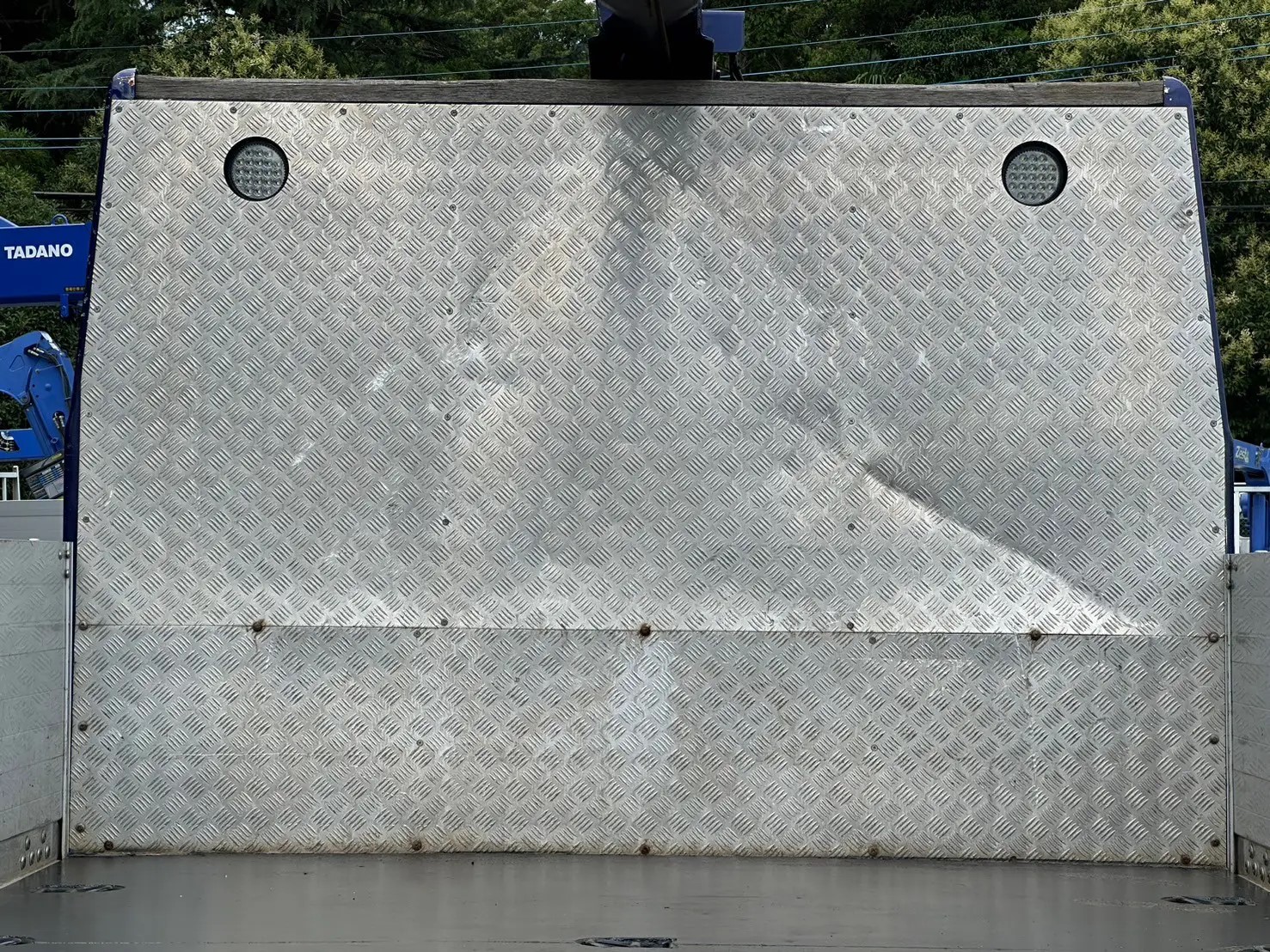 三菱 ファイター 中型/増トン クレーン付き(ユニック) 床鉄板 アルミブロック｜画像6